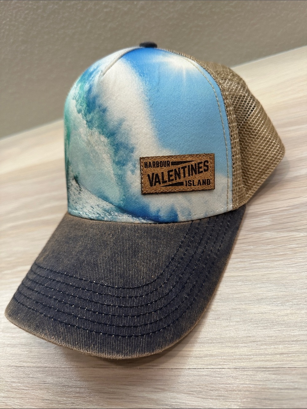 Valentines Island Harbour Wave Trucker Hat - Blue & Brown